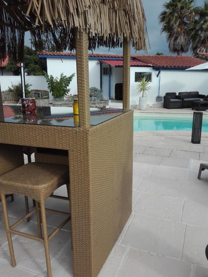 Chalet Zure Ondoan - Spa Et Piscine Chauffee Тарнос Екстериор снимка