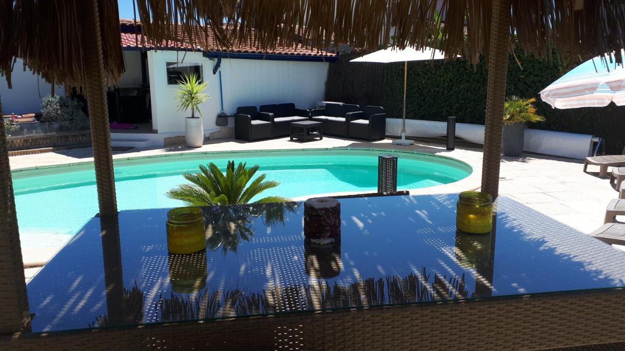 Chalet Zure Ondoan - Spa Et Piscine Chauffee Тарнос Екстериор снимка